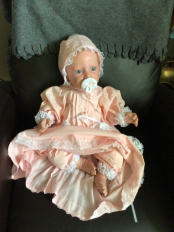 COLLECTIBLE REBORN BABY DOLL,  22 inches in Arts & Collectibles in Sault Ste. Marie