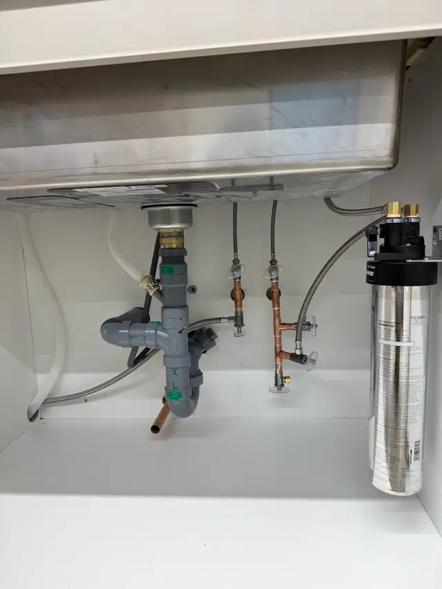 Plumber Licensed 463244831564113921