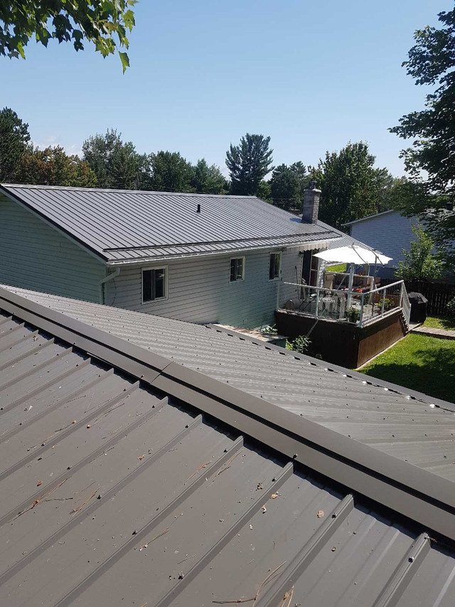 Residential and commercial roofing  in Roofing in Pembroke