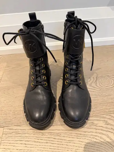 Micheal Kors Leather Black Ankle Boots (Women’s), View more
