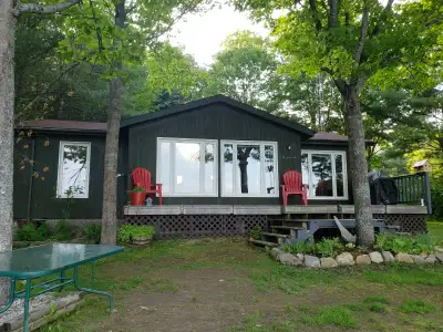 Lake front cottage for rent in Haliburton, View more