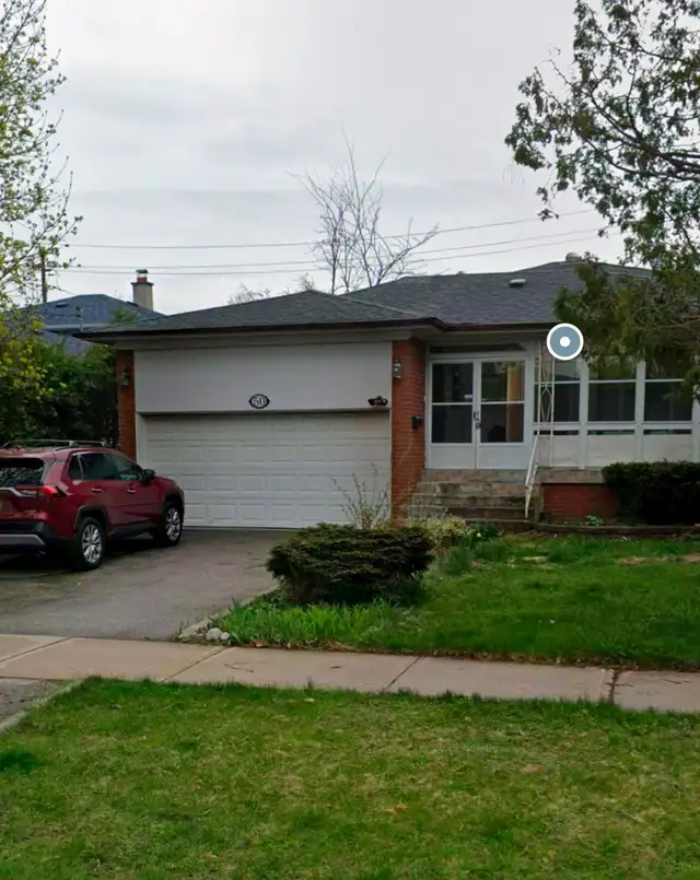 Shared Room for Rent (Female Only) in Room Rentals & Roommates in City of Toronto - Image 2