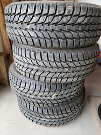 215/55 R17 Kelly/Winter Access Tires