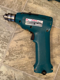 Makita Cordless Drill 