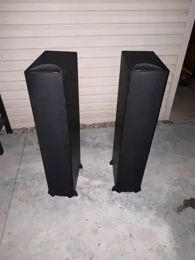 klipsch F-20 towers  matching black Klipsch B-20 bookshelf spe, View more