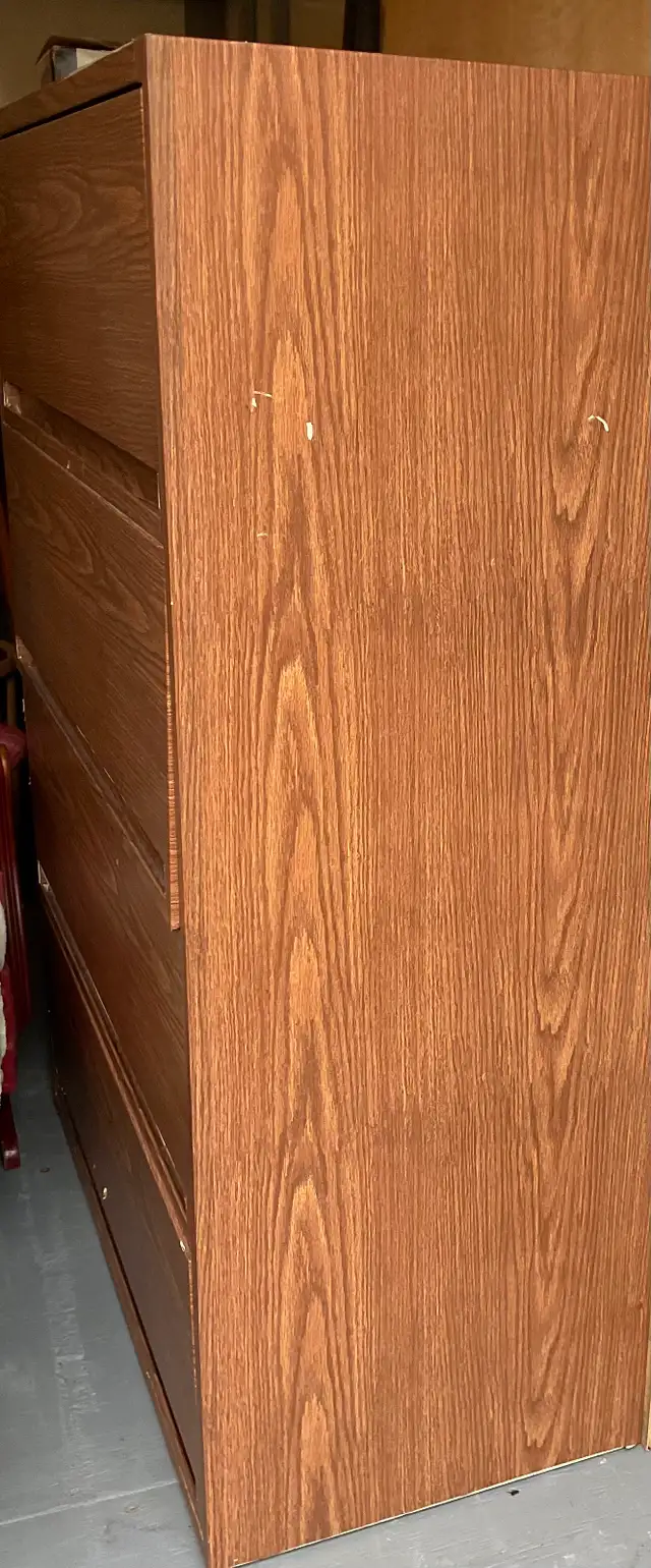 Cabinet  (Free)