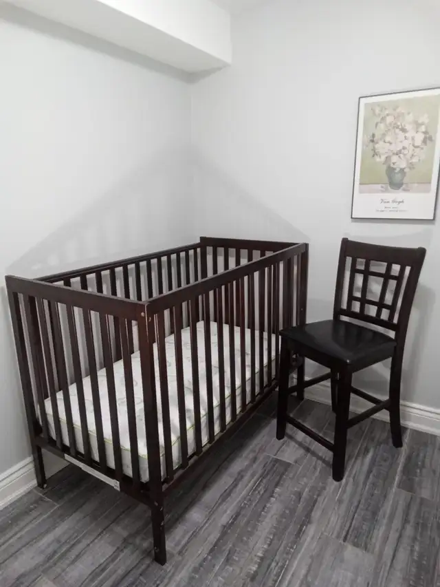 Baby Crib coverts to day bed, toddler bed62863733407234121