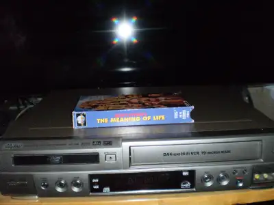 DVD / VCR Combos
