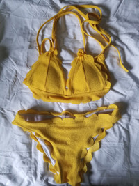 Ladies Swimsuits Aerie Size 4
