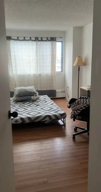 Room in quinpool for one girl only. It is available from Jan 1 2026. Bus stops below the building an...