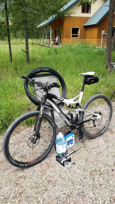 2012 CANNONDALE SCALPEL 29'er Carbon 1 XL Mountain Bike, View more