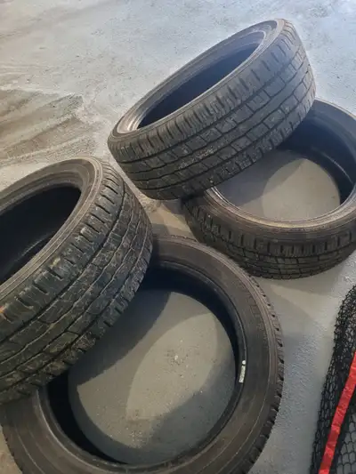 Like new all season general grabber HTS 60 tires. These were on a lincoln mkx suv that was sold with...