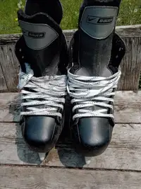 Bauer Hockey Skates, Size 13.5, Easy To Use 