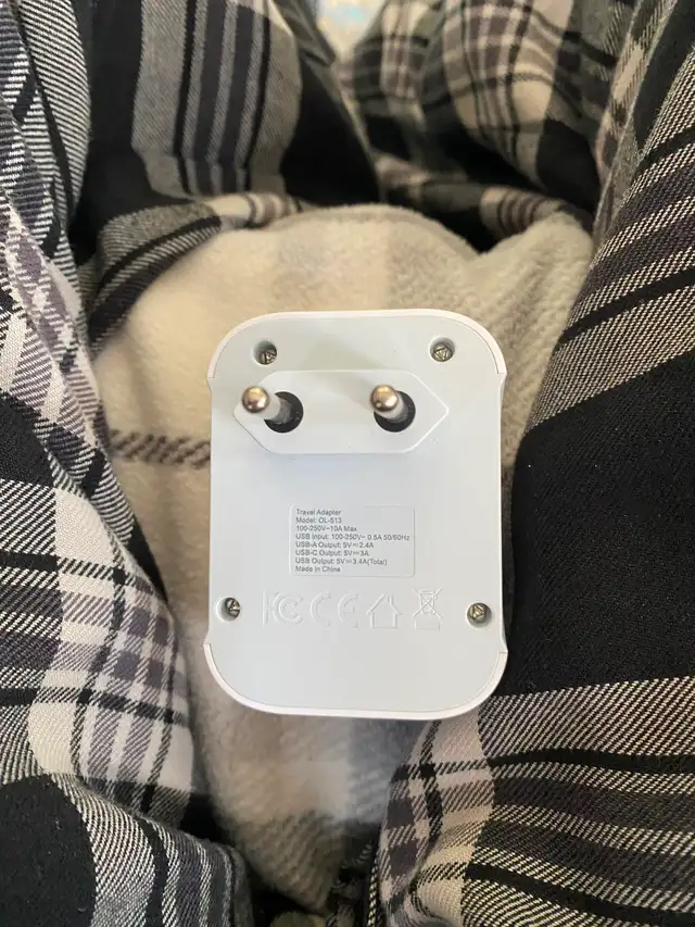Travel plug Adaptors for Europe in General Electronics in Calgary - Image 4