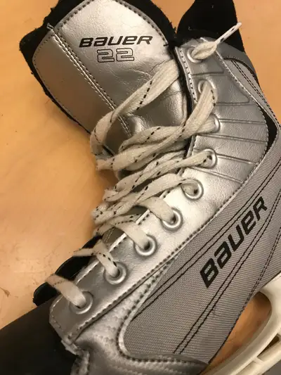 Skate for shoe size 8.5 -9 in excellent condition, View more