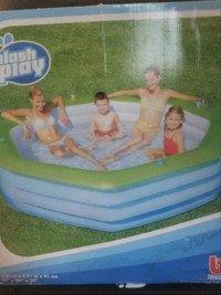 Bestway Splash and play pool 99"x99"x20"$50 Firm