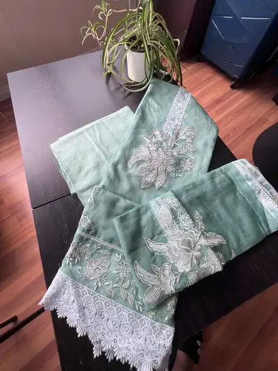 This beautiful, gently unstitched ladies cotton ‘three-piece salwar kameez features exquisite floral...