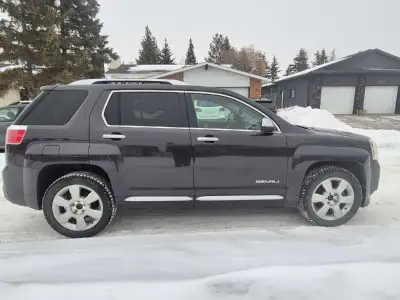 2014 GMC Terrian Denali Power window Power locks Sunroof Heated leather seats Navigation Bluetooth C...