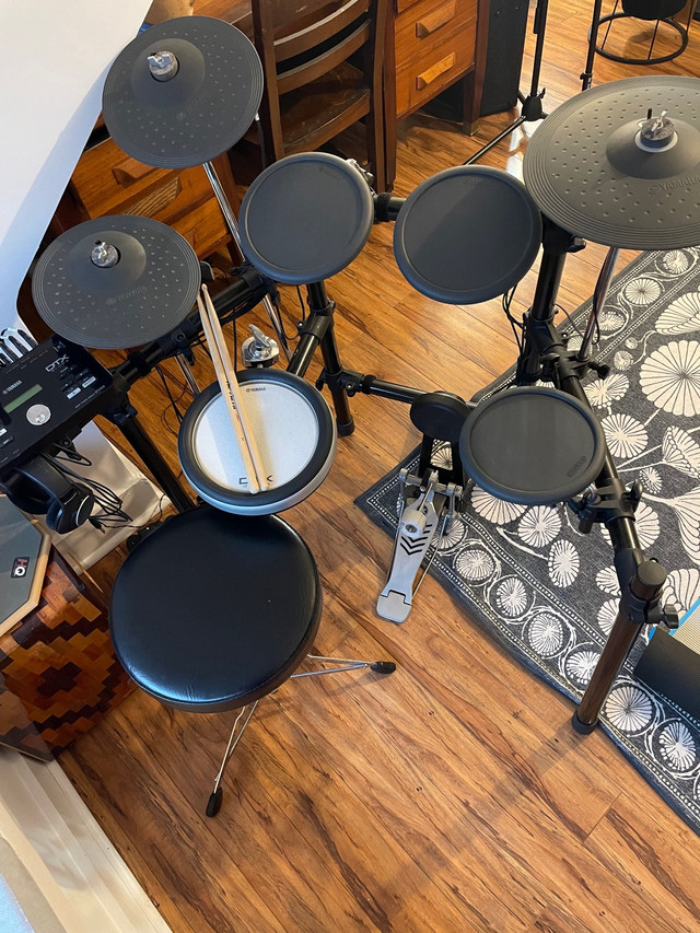 Yamaha DTX electric drum kit in Drums & Percussion in Dartmouth - Image 4