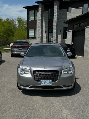 2016 Chrysler 300 300C