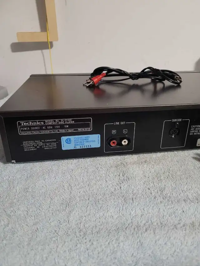 Technics SL-P100 Compact Disc Player in Stereo Systems & Home Theatre in Red Deer - Image 4