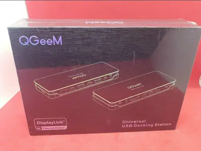 NEW QGeeM Black D6908-LX4 Docking Station 4K Display USB-C in Laptop Accessories in City of Toronto - Image 3