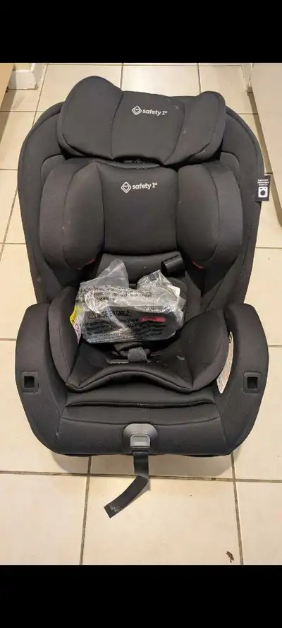 BRAND NEW Safety 1st EverSlim All-in-One Car Seat – Never Used!, View more