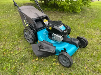 22” Yardworks Lawnmower Self Propelled Tondeuse, View more