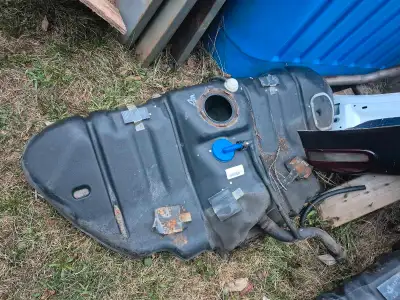 Plastic Fuel tank out of Chevy Cavaliers