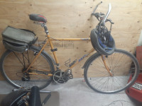 Velo Hybride 700C  / 700C Hybrid Bicycle