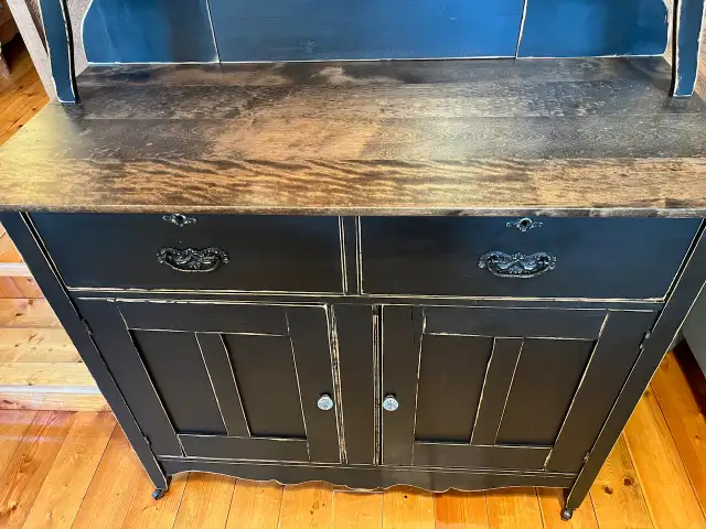 Restored&Refinished Antique OAK Buffet/Hutch, Distressed & MORE in Hutches & Display Cabinets in Winnipeg - Image 3
