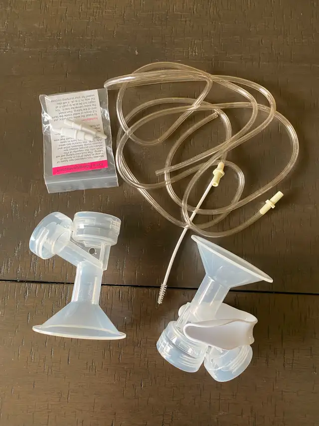 Medela Pump In Style Advanced Double Electric Breast Pump Bundle in Feeding & High Chairs in Oakville / Halton Region - Image 7