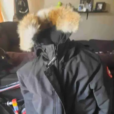 Women's XL Canada Goose Winter Jacket, View more