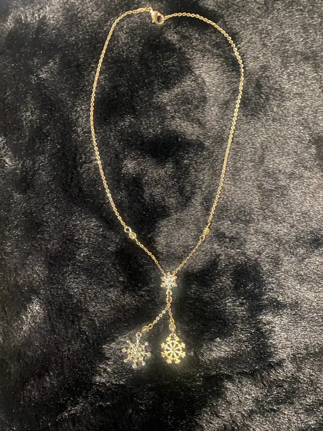 Necklace in Jewellery & Watches in Mississauga / Peel Region - Image 2