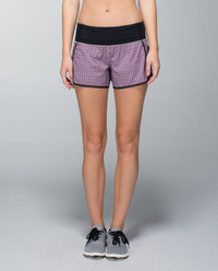 LULULEMON RUN TIMES SHORT 4" GIN GIN GINGHAM MAUVELOUS BLACK 2