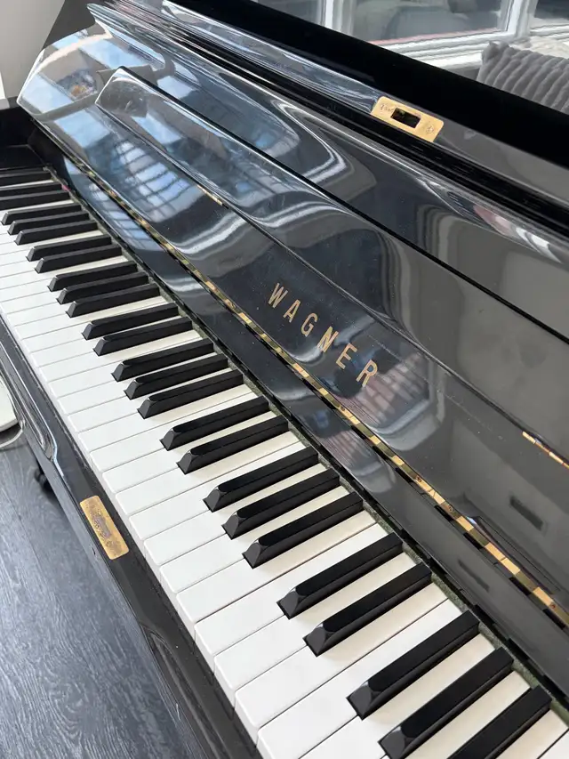 Upright Wagner Piano in Pianos & Keyboards in City of Toronto - Image 2