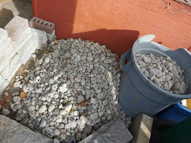 Interlocking stones ,River stones ,Rope ... in Other in Ottawa - Image 7