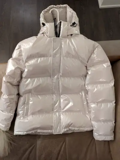 The Super Puff Glossy birch !, View more