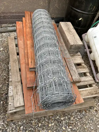 160 feet of 4x4 12.5ga 4 foot high page wire fencing, View more