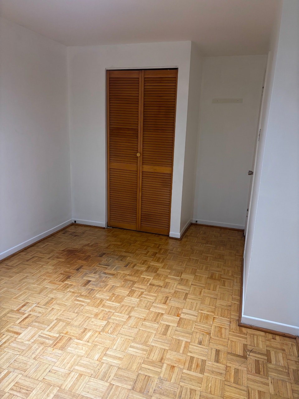 3 Bedrooms + Private Living Room - Shared Kitchen - $2800 4