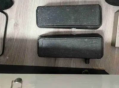 This is a Jim Dunlop GCB-95 Cry Baby Wah pedal, a classic choice for any guitarist looking to add ex...
