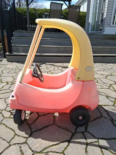 Voiture Little Tikes pour enfant