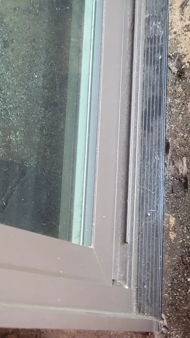 Fibreglass Windows, Fixed Pane Tempered Glass in Windows, Doors & Trim in Oakville / Halton Region - Image 7