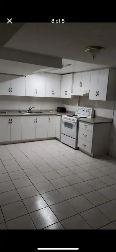 2 bedroom 1 bath basement apartment in Markham