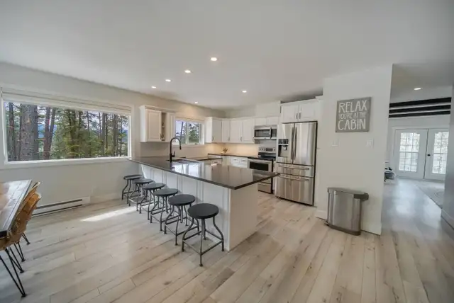 House for Sale - Koocanusa Lake, East Kootenay, B.C. in Houses for Sale in Cranbrook - Image 2