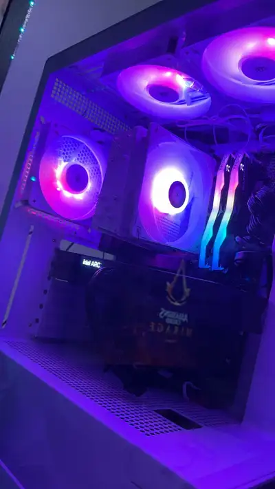 ️ Specifications: • AMD Ryzen 5 7600 (6-Core/12-Thread, 5nm) with Wraith Stealth Cooler • ASUS TUF G...