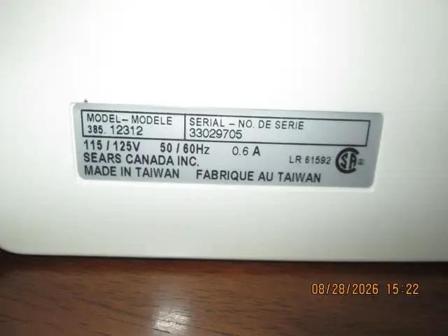 KENMORE, SEARS,Sewing Machine model 385.12312 in Hobbies & Crafts in Kingston - Image 8