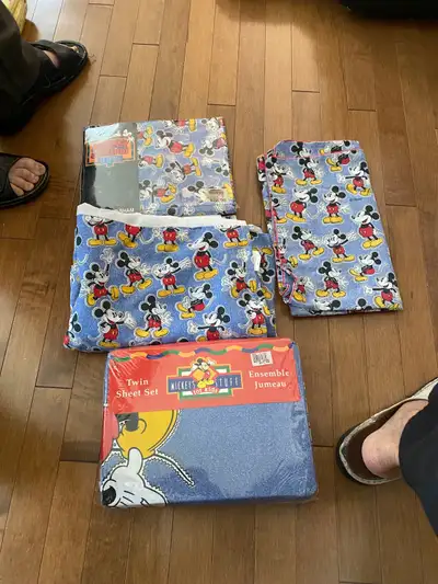 NEW Twin Sheet Set with bed skirt, View more