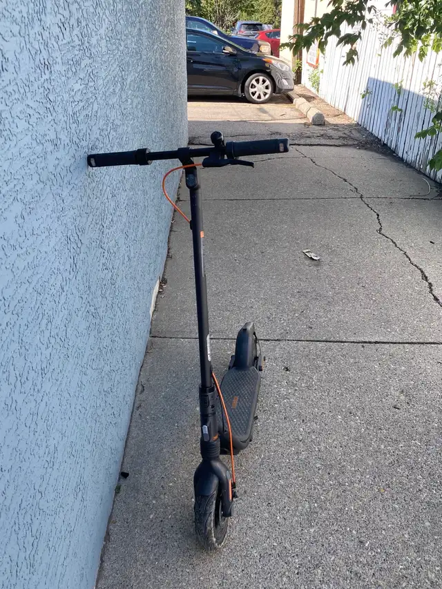 Nine Bot E Scooter 63006660411779122