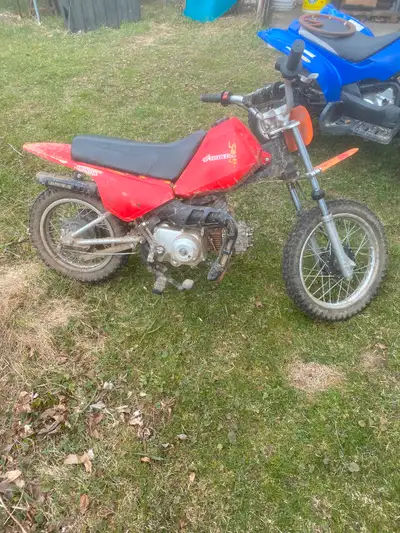 Baja dirt runner 50 cc. 4 speed semi automatic no clutch. Was running but now won’t kick over. 500 A...